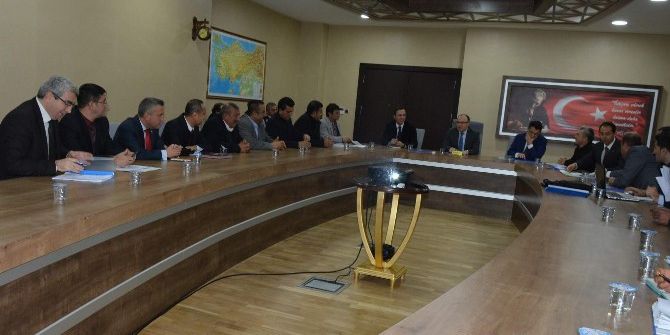 Siirt’te Ilısu Barajı Ve Hes Projesi Değerlendirme Toplantısı Yapıldı