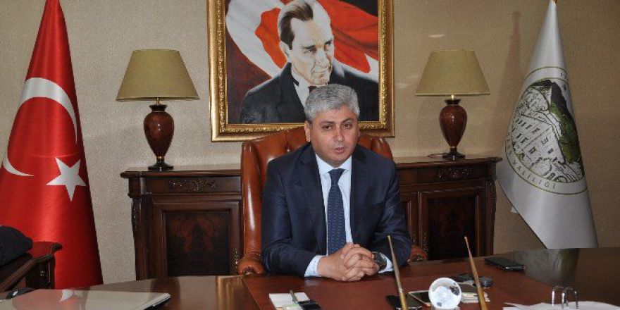 Kars Valisi Rahmi Doğan, “Bunlar Bu Memleketin Çocuğu Olamaz!”