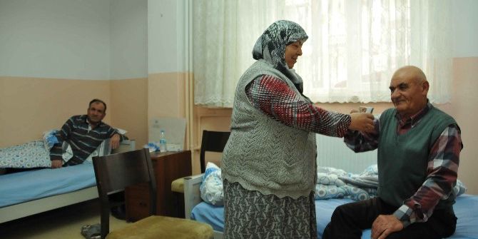 Sıcak Yuvada Esirgenmeyen Şefkat