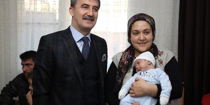Turgutlu’da 2016 Yılında Bin 884 Bebek Dünyaya Geldi