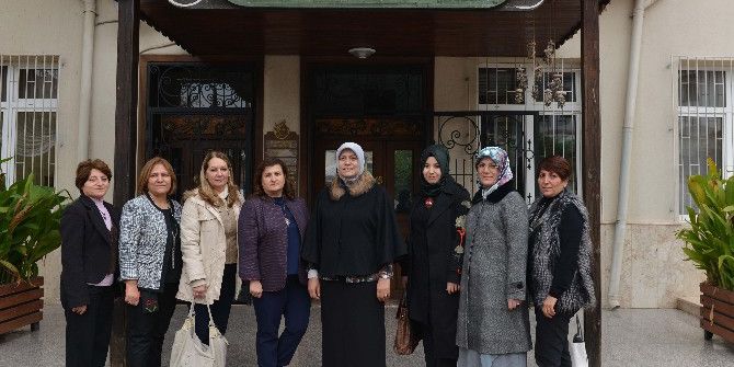 Karaloğlu, Expo 2016 Flora Esintisi Sergisini Gezdi