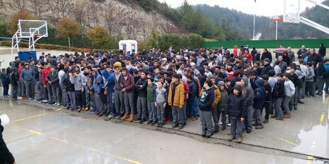 Gıyabi Cenaze Namazı Sonrası Halep’e Yardım Gönderildi