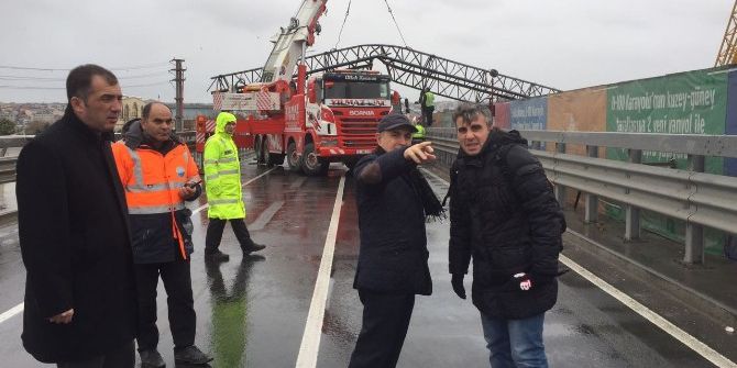 Başkan Hasan Akgün, Vinç Kazasının Yaşandığı Yerde İncelemelerde Bulundu