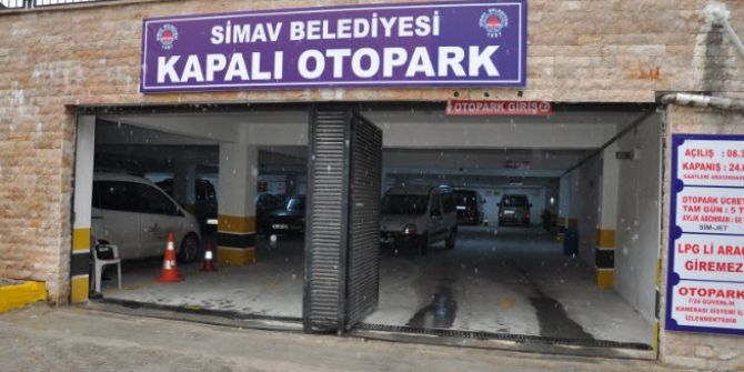 Simav’ın İlk Kapalı Otoparkı Açıldı