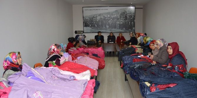 Besni’de Çocuklar Artık Üşümeyecek