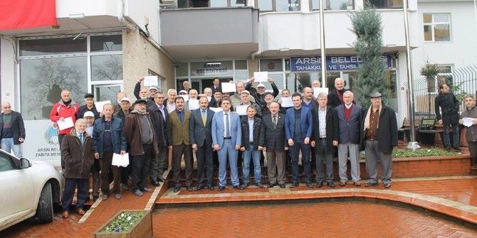 Fındıkta Budama Kursu’na Katılanlara Sertifikaları Verildi