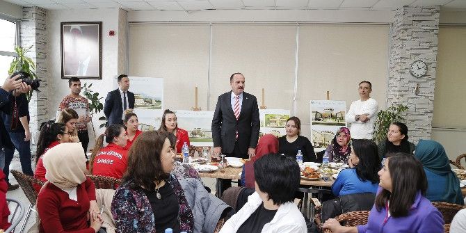 Gölbaşılı Kadınlar Yatırımları Başkan Duruay’dan Dinledi