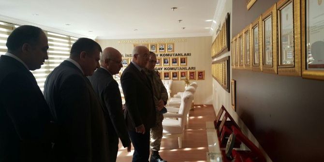 Kto Heyetinden 1. Komanda Tugayı’na Taziye Ziyareti