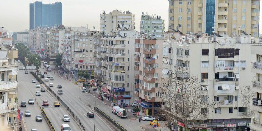 Güllük Akdeniz Renklerine Boyanıyor