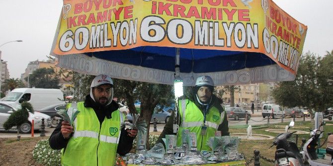 Seyyar Milli Piyango Bayilerinin Yoğun Mesaisi