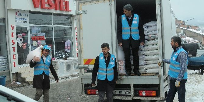 Çelikhan’dan Suriyelilere Yardım Kampanyası