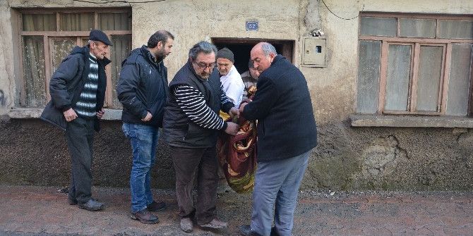 Yalnız Yaşadığı Harabe Evde Ölü Bulundu