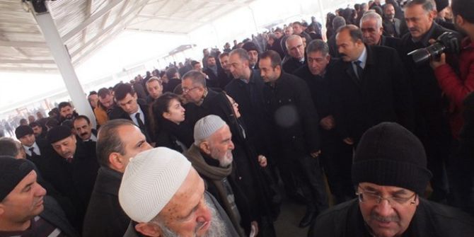 Prof. Dr. Kıymık Son Yolculuğuna Uğurlandı