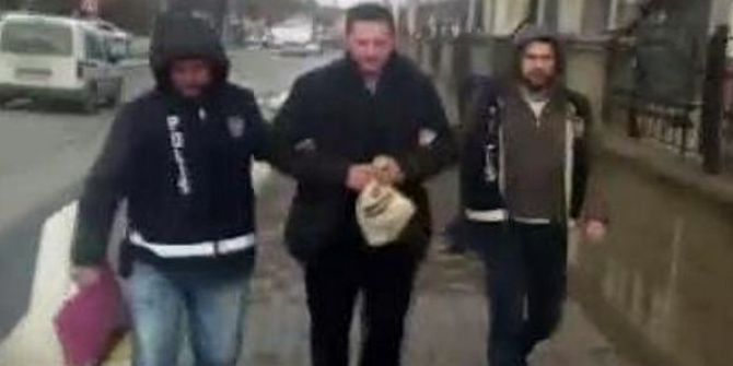 Atm’ye Yerleştirdiği Aparatla Dolandırıcılık Yapan Şahıs Yakalandı