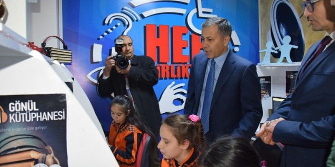 Projeler Görücüye Çıktı