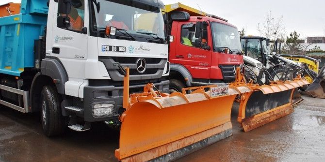 Süleymanpaşa Belediyesi Olası Yoğun Kar Yağışı Ve Buzlanmaya Karşı Hazır