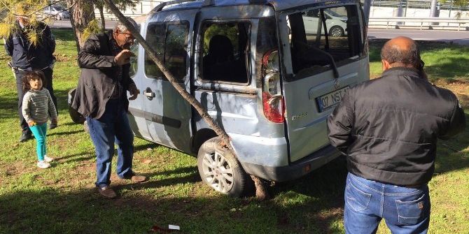 Manavgat’ta Trafik Kazası: 2 Yaralı