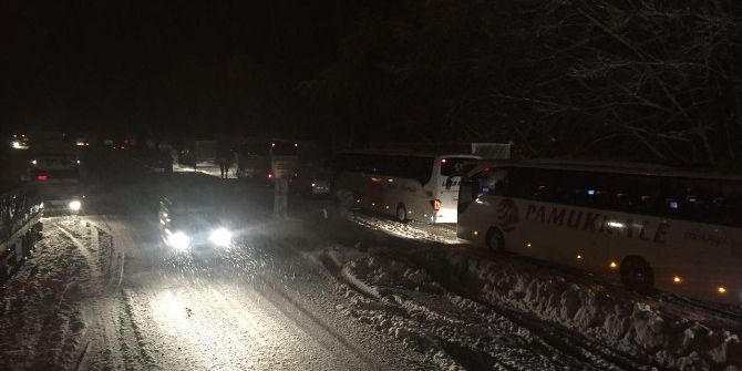 Bursa-Ankara Yolu Trafiğe Kapandı