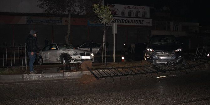 Adana’da Maddi Hasarlı Zincirleme Trafik Kazası