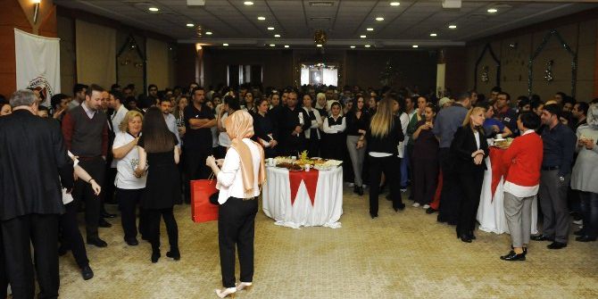 Özel Sani Konukoğlu Hastanesinde Yeni Yıl Kutlaması