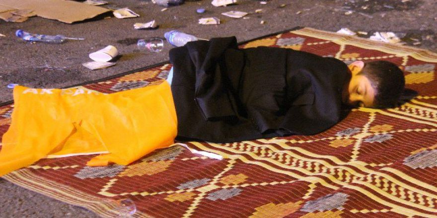 ‘En Tatlı Demokrasi Nöbetçisi’