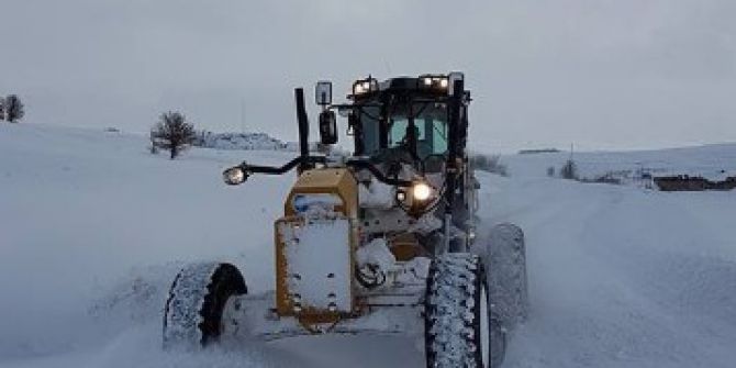 Antalya Korkuteli’nde Karda Mahsur Kalan 3 Çoban Ve Koyunları Kurtarıldı