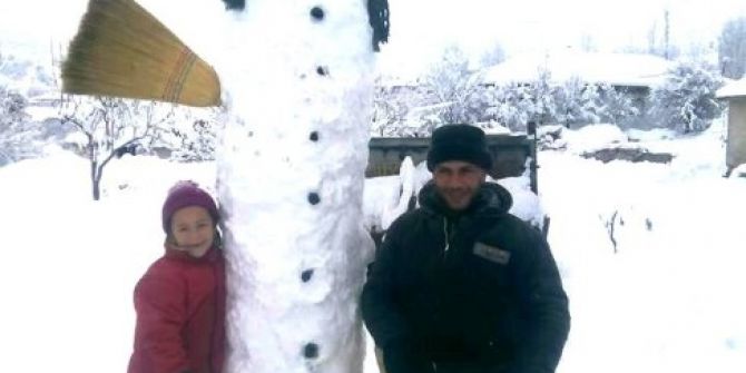 İlk Kez Karla Tanışan Çocuklar Karın Keyfini Çıkardı