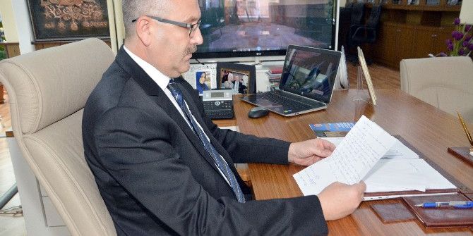 Basketçi Kızlar Mektupla Başkan Özkan’a Teşekkür Etti