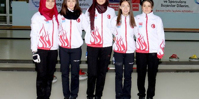 Curling Milli Takımı Tarihe Geçmek İstiyor