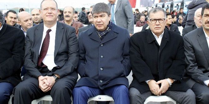 Antalya Büyükşehir’den Yeni Yılda 50 Otobüs