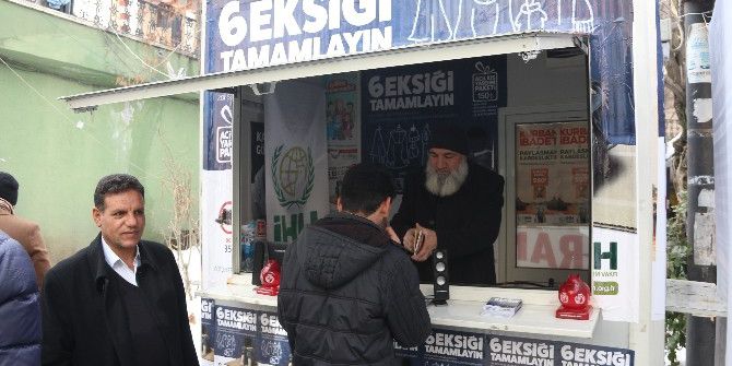 Bingöl’den Suriye’ye 8 Tır Yardım