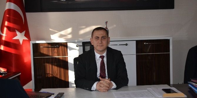 Şenkaya Kaymakamı Dereci Görevine Başladı.