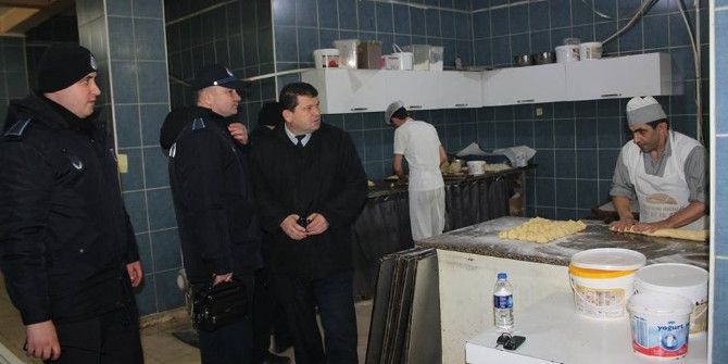 Devrek’te Zabıtadan Hijyen Operasyonu