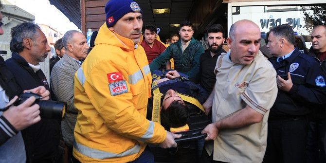 Milas’ta Sokak Ortasında Bıçaklı Kavga: 1 Yaralı