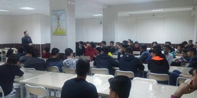 Gençlere Değerler Eğitimi Seminerleri Veriliyor