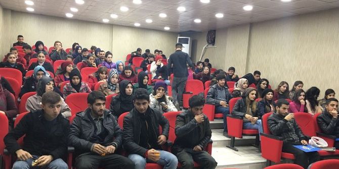 Cizre’de Öğrencilere Motivasyon Semineri