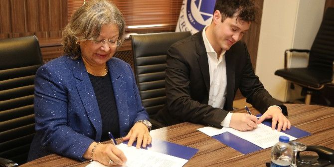 İaü’den Suriyeli Sığınmacılara Eğitim İmkânı