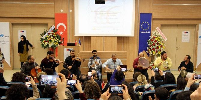 "Hayatımız Roman" Projesi Roman Havasıyla Açıldı