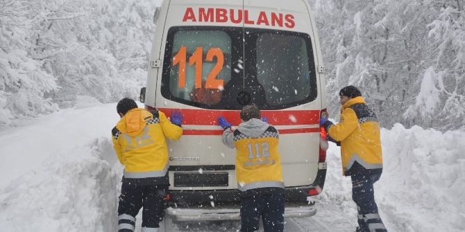 Dağ Köyünde Hastalanan Bebek Ve İmam İçin Seferberlik