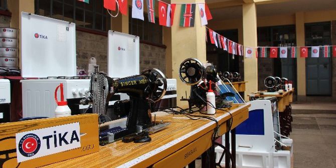 Tika’dan Kenya’daki Kız Ortaokuluna Teknik Ekipman Desteği