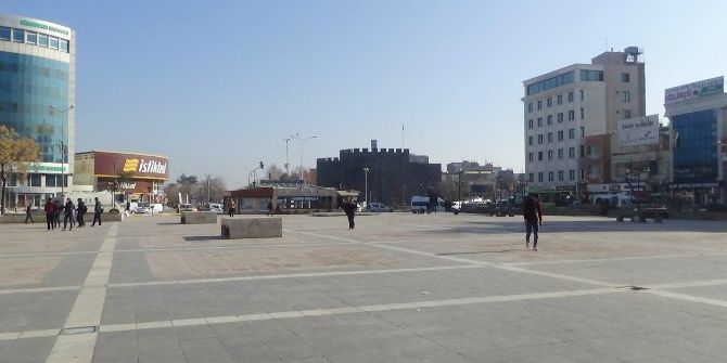 Başbakan’ın Müjdesi Diyarbakırlıları Heyecanlandırdı