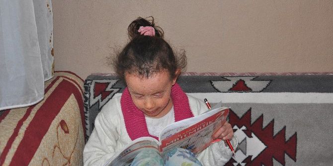 Küçük Aslı Tedavi İçin Yardım Bekliyor