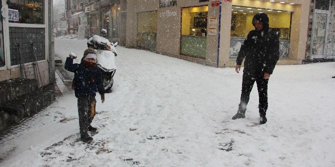 Sürücülerin Karla İmtihanı