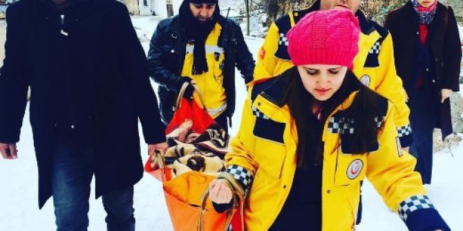 Kar Yağışı Nedeniyle Bakımı Yapılamayan Yatalak Hasta İçin Seferber Oldular