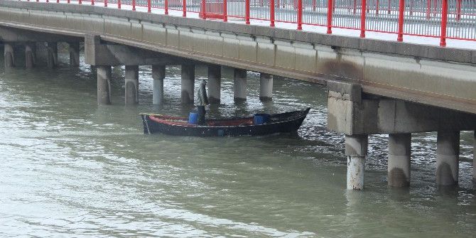 Gülüç Deresinde Sel Tehlikesi