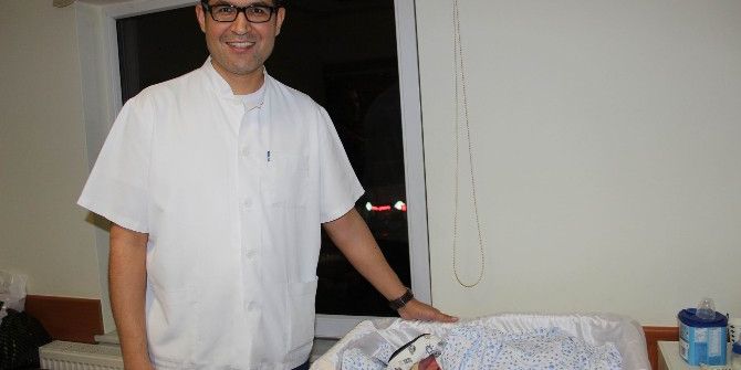 2017 Yılının İlk Bebeği Nevşehir’de Dünyaya Geldi