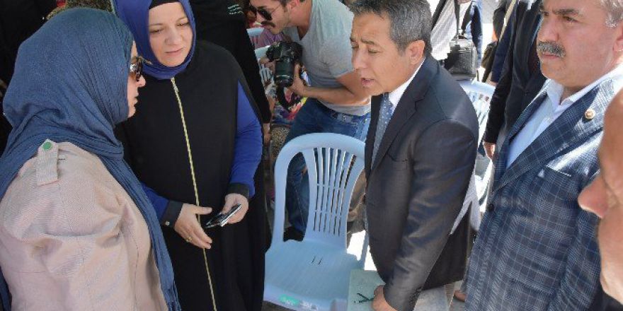 Demokrasi Şehitleri Sinop’ta Toprağa Verildi