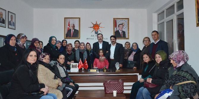 Ak Parti Seyitgazi İlçe Yürütme Kurulu Toplantısı Yapıldı