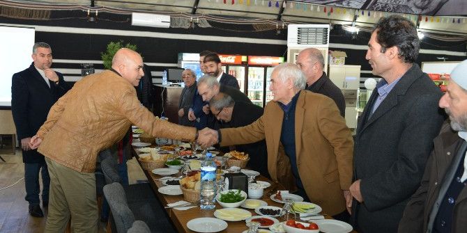 Ali Korkut, Mahalle Muhtarlarıyla Bir Araya Geldi