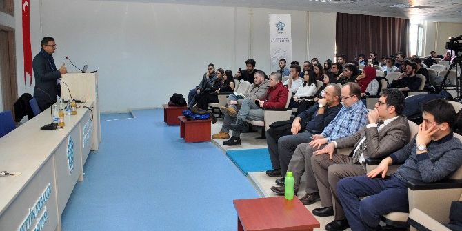 Neü’de Ün Şef Hüseyin Bölük “Yaşayan Mutfak”ı Anlattı